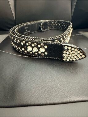 Black Crystal-Embellished Women’s Belt